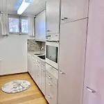 4-bedroom In The Heart Of *