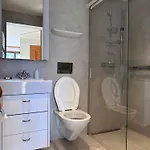 4-bedroom In The Heart Of *
