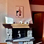 Daire 4-bedroom In The Heart Of Gstaad