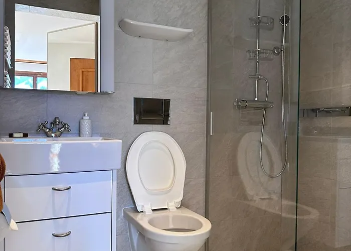 4-bedroom In The Heart Of *